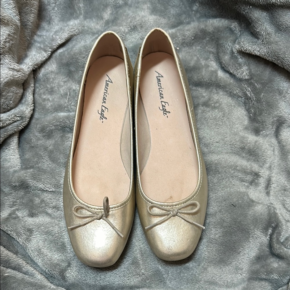 American Eagle Outfitters Gold Ballet Flats